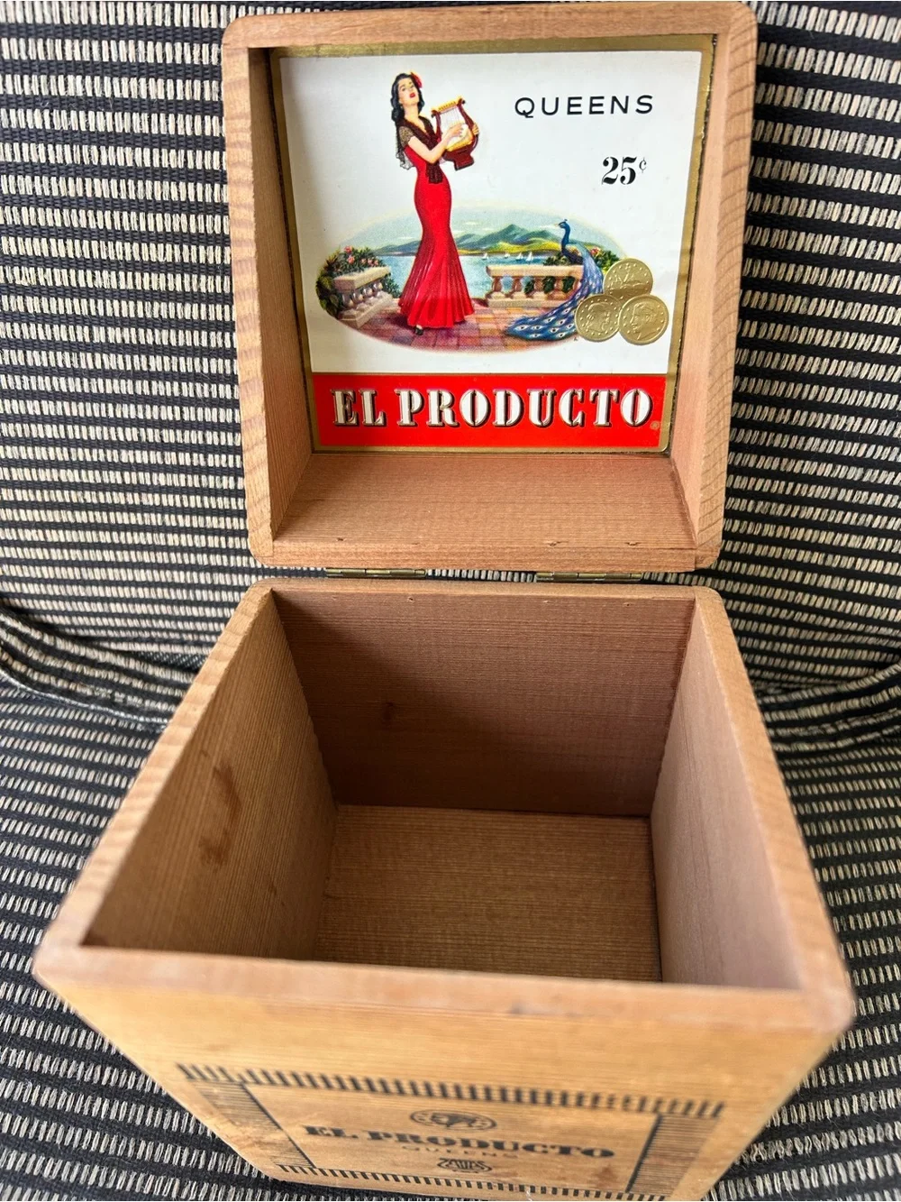 Vintage El Producto Wooden Cigar Box Rustic Collectible Decor Man Cave Farmhouse
